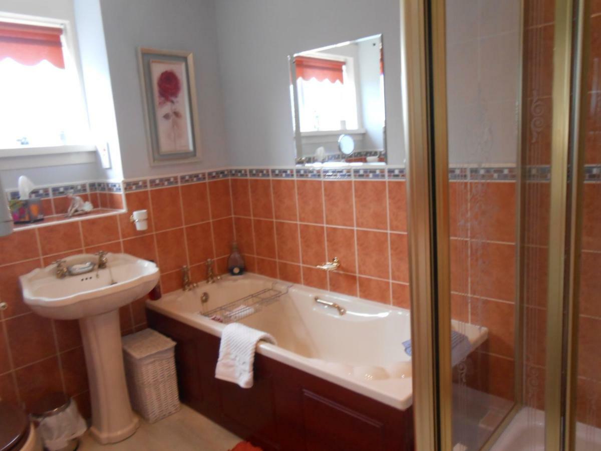فوفار Rose Villa Bed And Breakfast المظهر الخارجي الصورة